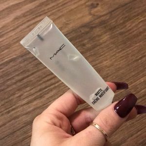 MAC matte creme